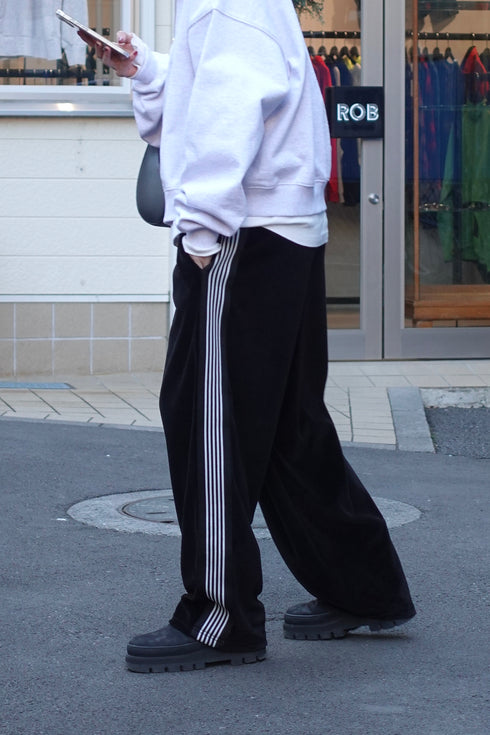 ベロアラインルーズパンツ